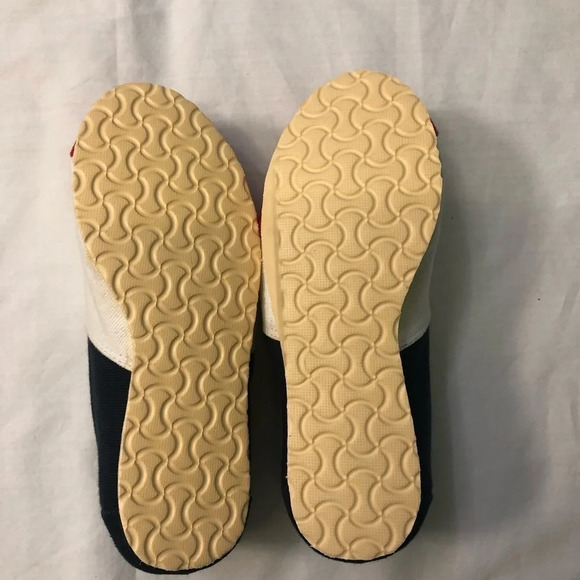 Toms Red/White/Blue Slip-on Shoes Toddler Size 3/4  (17cm) - Picture 6 of 7